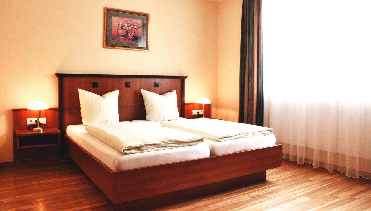 Hotel Hallertau Wolnzach Esterno foto